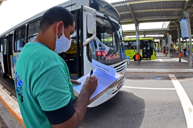 Prefeitura amplia frota de transporte coletivo na retomada das aulas presenciais em São Luís
