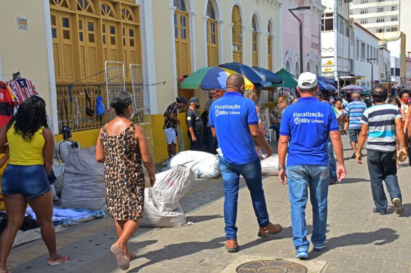 Prefeitura de São Luís intensifica ações para ordenamento do comércio da Rua Grande