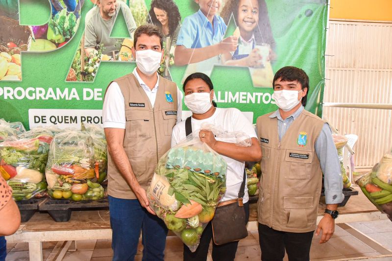 Prefeitura de São Luís beneficia 450 famílias do Jardim São Cristóvão com cestas de alimentos do PAA