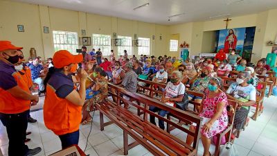 notícia: Prefeitura realiza palestra sobre primeiros socorros e prevenção a incêndios para idosos do Bairro de Fátima