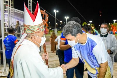 notícia: Prefeito Eduardo Braide participa da celebração de acolhida do novo arcebispo de São Luís, Dom Gilberto Pastana 