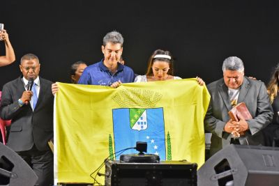 Galeria: Aline Barros leva mensagem de fé e esperança ao público que lotou a Maria Aragão na penúltima noite de festa promovida pela Prefeitura