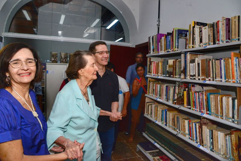Prefeitura de São Luís disponibiliza à população obras da Biblioteca Zelinda e Carlos Lima