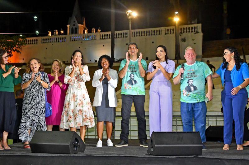 Prefeito Eduardo Braide abre oficialmente 16ª edição da Feira do Livro de São Luís, na Praça Maria Aragão