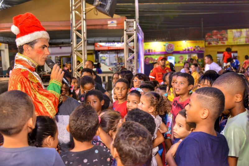 ‘Natal no Bairro’, da Prefeitura de São Luís, encanta comunidades de Pedrinhas, Coroadinho e Vila Luizão