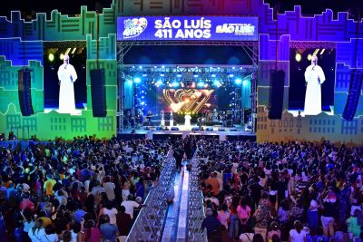 notícia: Prefeitura encerra programação dos 411 anos com noite de celebração para a comunidade católica na Maria Aragão e anuncia mais festa nos bairros