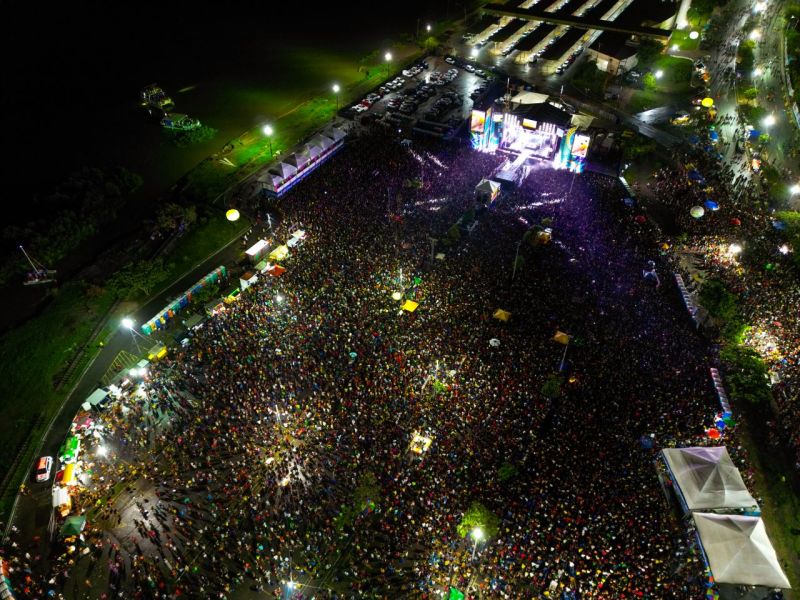 DJ Alok leva 400 mil pessoas em show memorável na programação de Carnaval da Prefeitura de São Luís 