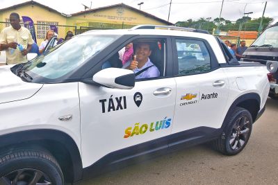 Galeria: Prefeito Eduardo Braide regulamenta novos modelos de carros para serviços de táxis em São Luís