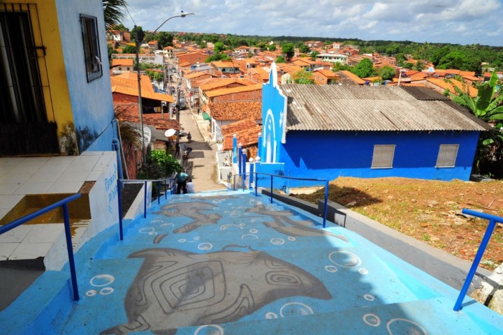 vídeo: Prefeitura no Bairro leva arte à Escadaria da Rua da Vitória, no Coroadinho