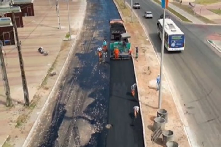 Vídeo: Prefeitura avança nas obras de asfaltamento da região do Anel Viário