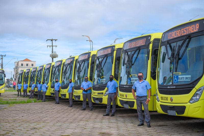 Prefeito Eduardo Braide entrega 28 novos ônibus para o sistema de transporte urbano de São Luís 