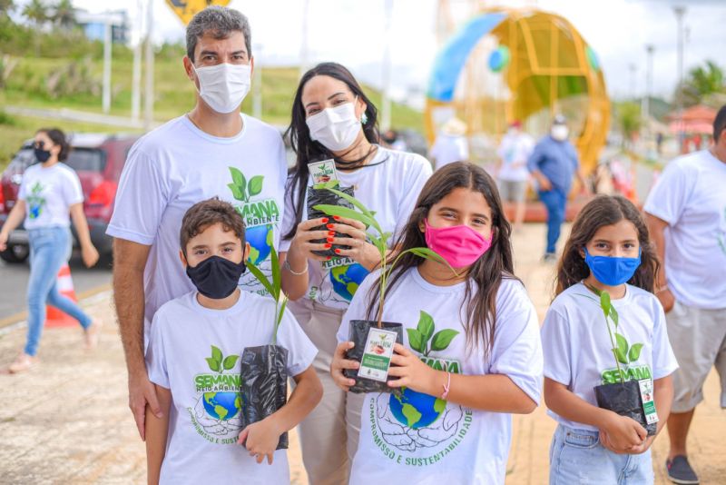 Prefeito Eduardo Braide encerra Semana do Meio Ambiente com ação “Orla Limpa”