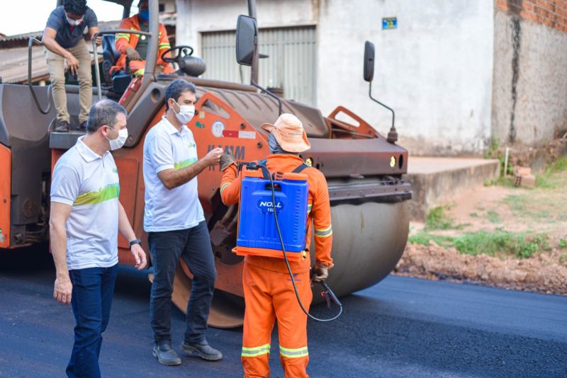 Prefeito Eduardo Braide acompanha avanço do Asfalto Novo na região do Santa Bárbara, na Zona Rural