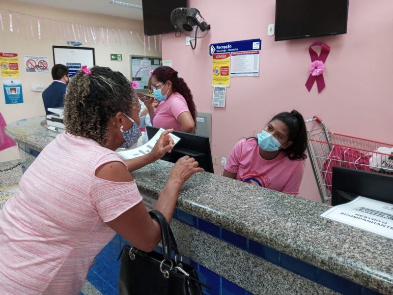 Outubro Rosa: Prefeitura de São Luís realiza ação de saúde para mulheres em situação de vulnerabilidade