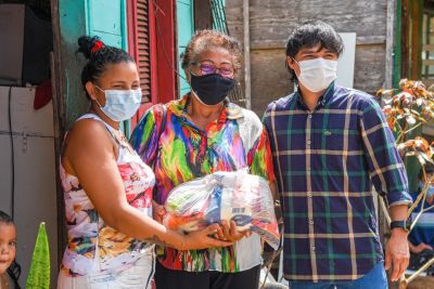 Prefeitura de São Luís entrega mais cestas básicas com alimentos arrecadados na campanha Vacina Solidária
