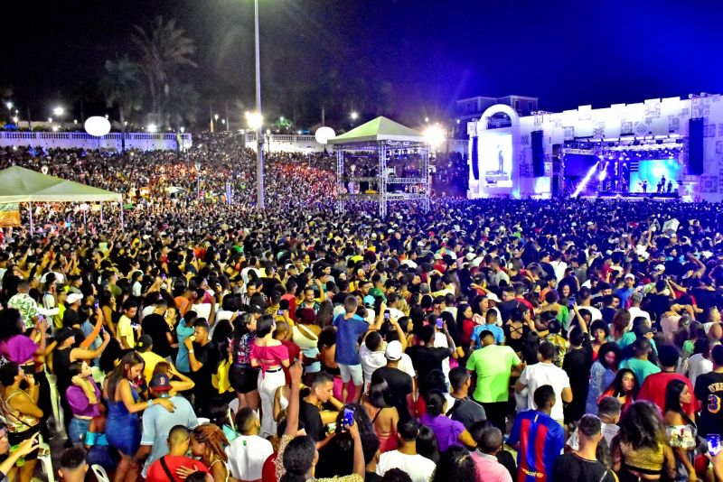 Público recorde lota a Maria Aragão na terceira noite de festa alusiva ao aniversário de 410 anos de São Luís da Prefeitura
