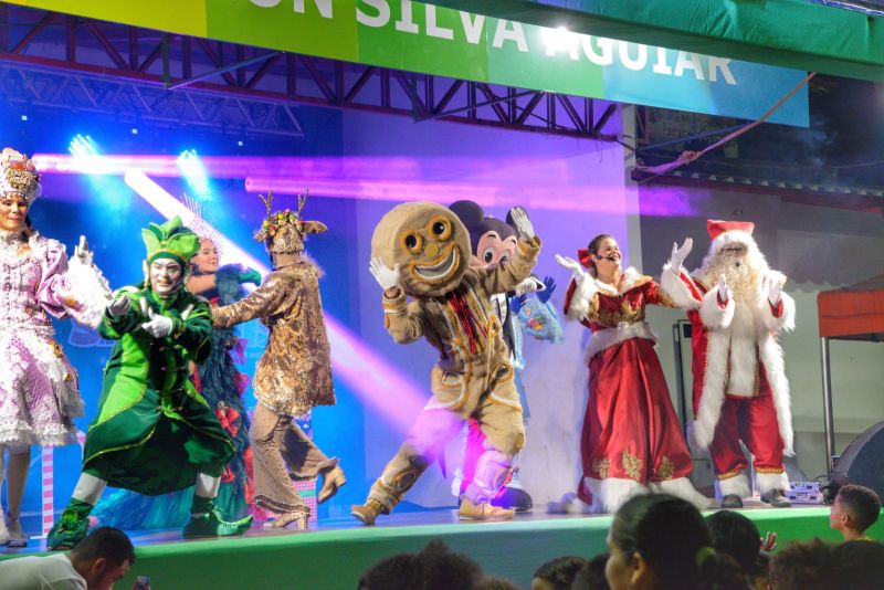 Prefeitura leva "Natal de São Luís" à Vila Luizão e encanta moradores do bairro