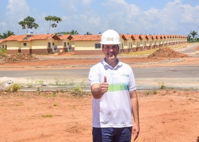 notícia: Prefeito Eduardo Braide acompanha obras do Residencial Mato Grosso que tem segunda etapa de inscrições aberta até 31 de agosto
