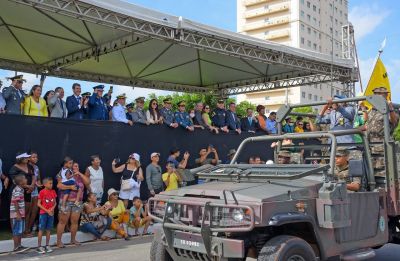 Galeria: Prefeito Eduardo Braide participa de desfile cívico em comemoração aos 200 anos de Independência do Brasil