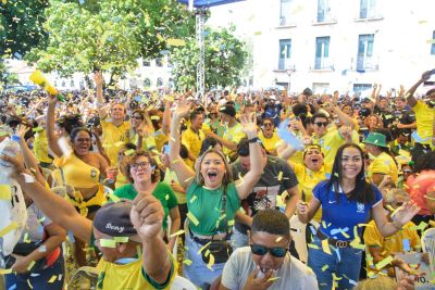 notícia: Torcida da "Copa da Prefs" vibra com vitória do Brasil na segunda partida da seleção brasileira de futebol