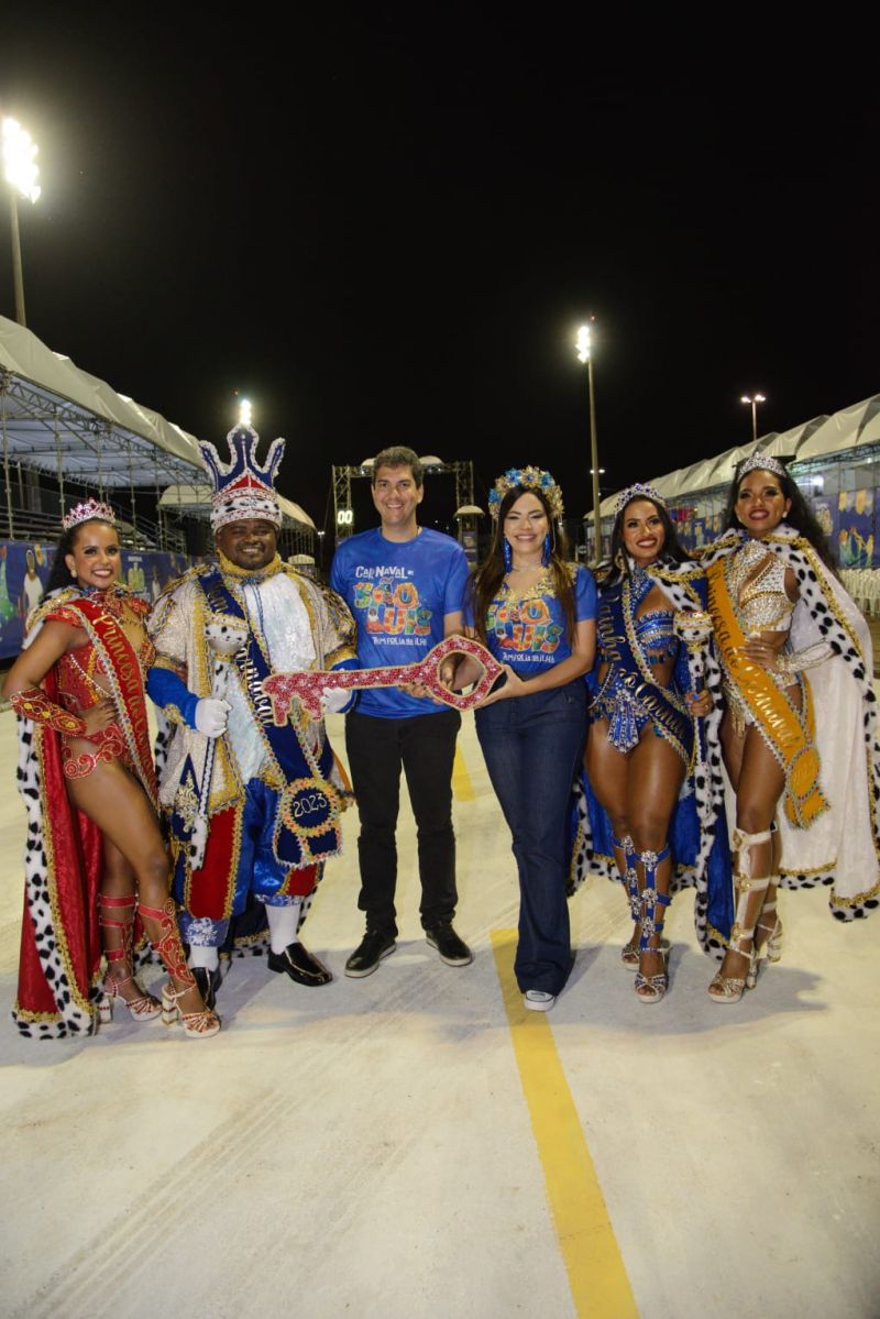 Prefeito Eduardo Braide entrega chave da cidade e abre a programação de Carnaval na Passarela do Samba Chico Coimbra
