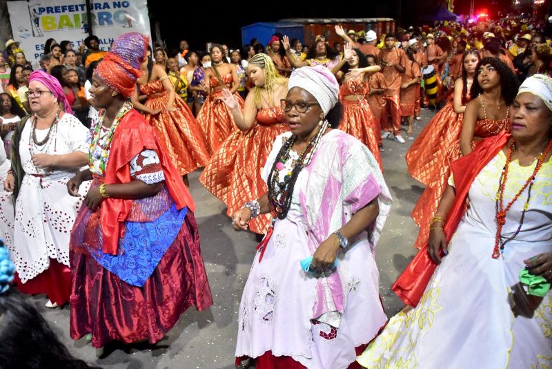 Terça-feira de Carnaval é marcada por encontro de blocos Afro e Tribos de Índio na Madre Deus