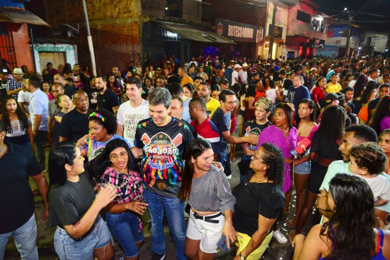 Prefeitura de São Luís encerra São João no Bairro com grande festa no Coroadinho