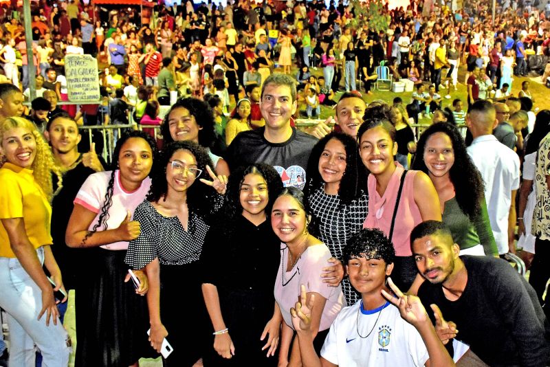 Público gospel lota Maria Aragão na noite de abertura de shows promovidos pela Prefeitura em homenagem aos 411 anos de São Luís