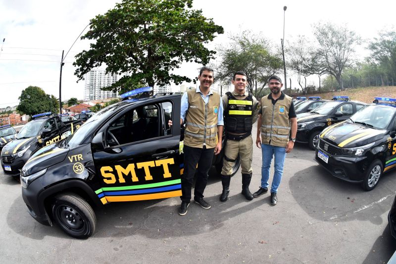 Prefeito Eduardo Braide reforça fiscalização e monitoramento do trânsito de São Luís com entrega de 34 novas viaturas à SMTT