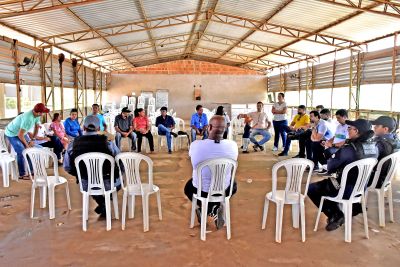 notícia: Prefeitura de São Luís discute demandas do Residencial Mato Grosso com representantes e comunidades do entorno