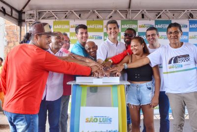 notícia: Com ‘Asfalto Novo’, prefeito Eduardo Braide leva pavimentação a todas as ruas do Residencial Luiz Bacelar