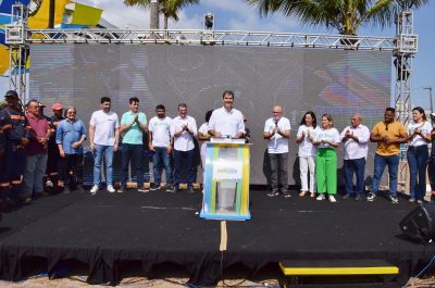 notícia: Prefeito Eduardo Braide dá início às obras do ‘Trânsito Live’ na rotatória da PM, no Calhau 