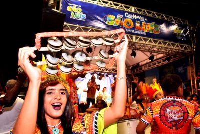 notícia: Prefeitura abre credenciamento da imprensa para cobertura do Carnaval 2023, na Passarela do Samba Chico Coimbra