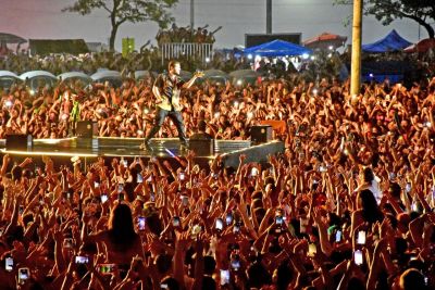 galeria: DJ Alok leva 400 mil pessoas em show memorável na programação de Carnaval da Prefeitura de São Luís 
