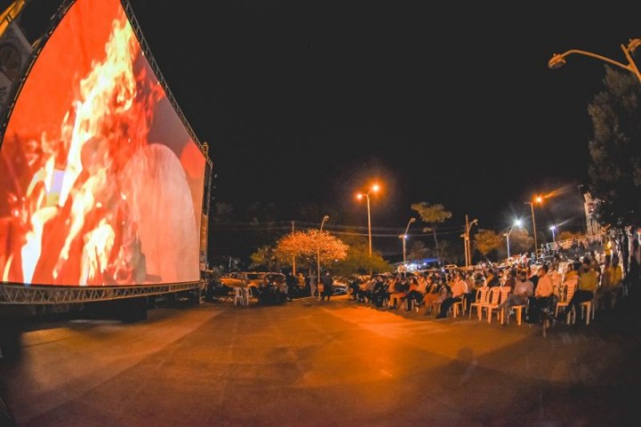 Prefeitura promove noite com cinema gratuito em celebração ao Dia Nacional do Patrimônio Cultural
