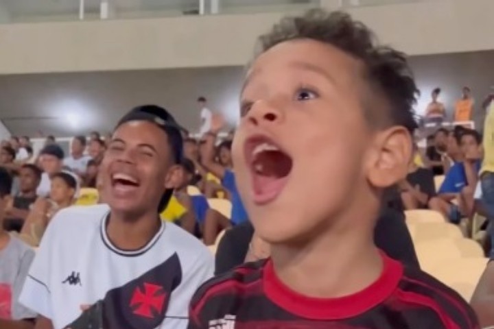 Prefeitura leva 1.200 crianças e adolescentes pra acompanhar a Seleção Brasileira Sub-17 ⚽️